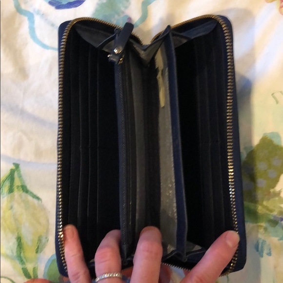 Kate Spade Patent ZIP Wallet - Picture 3 of 4